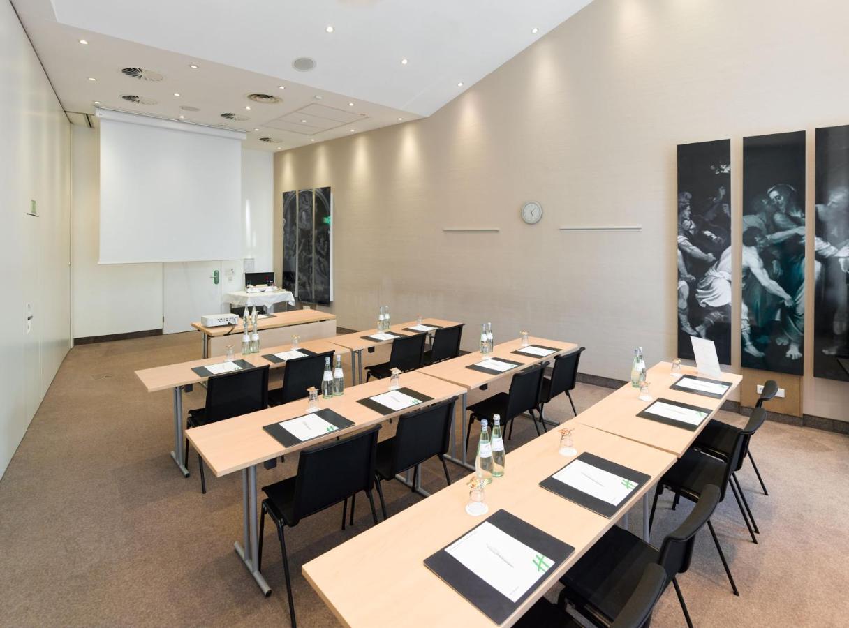 Holiday Inn Stuttgart By Ihg מראה חיצוני תמונה