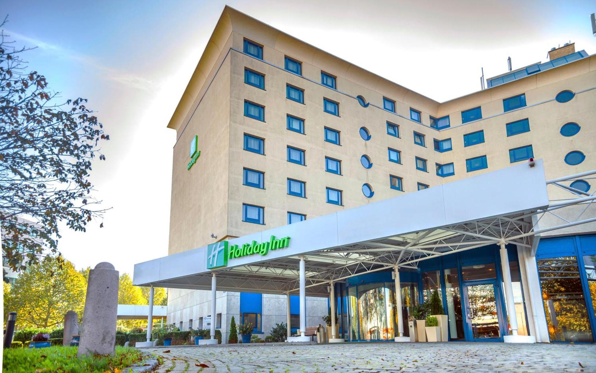 Holiday Inn Stuttgart By Ihg מראה חיצוני תמונה