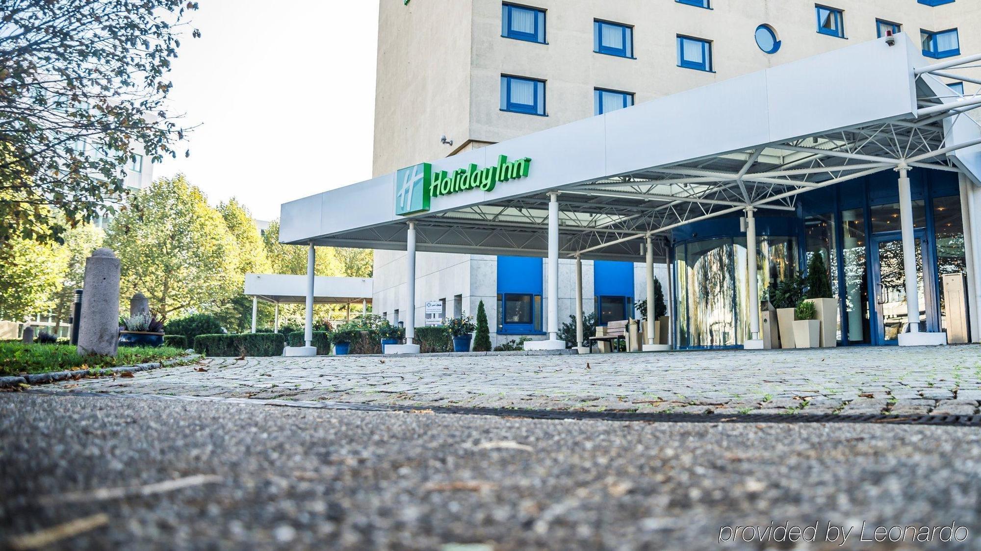 Holiday Inn Stuttgart By Ihg מראה חיצוני תמונה